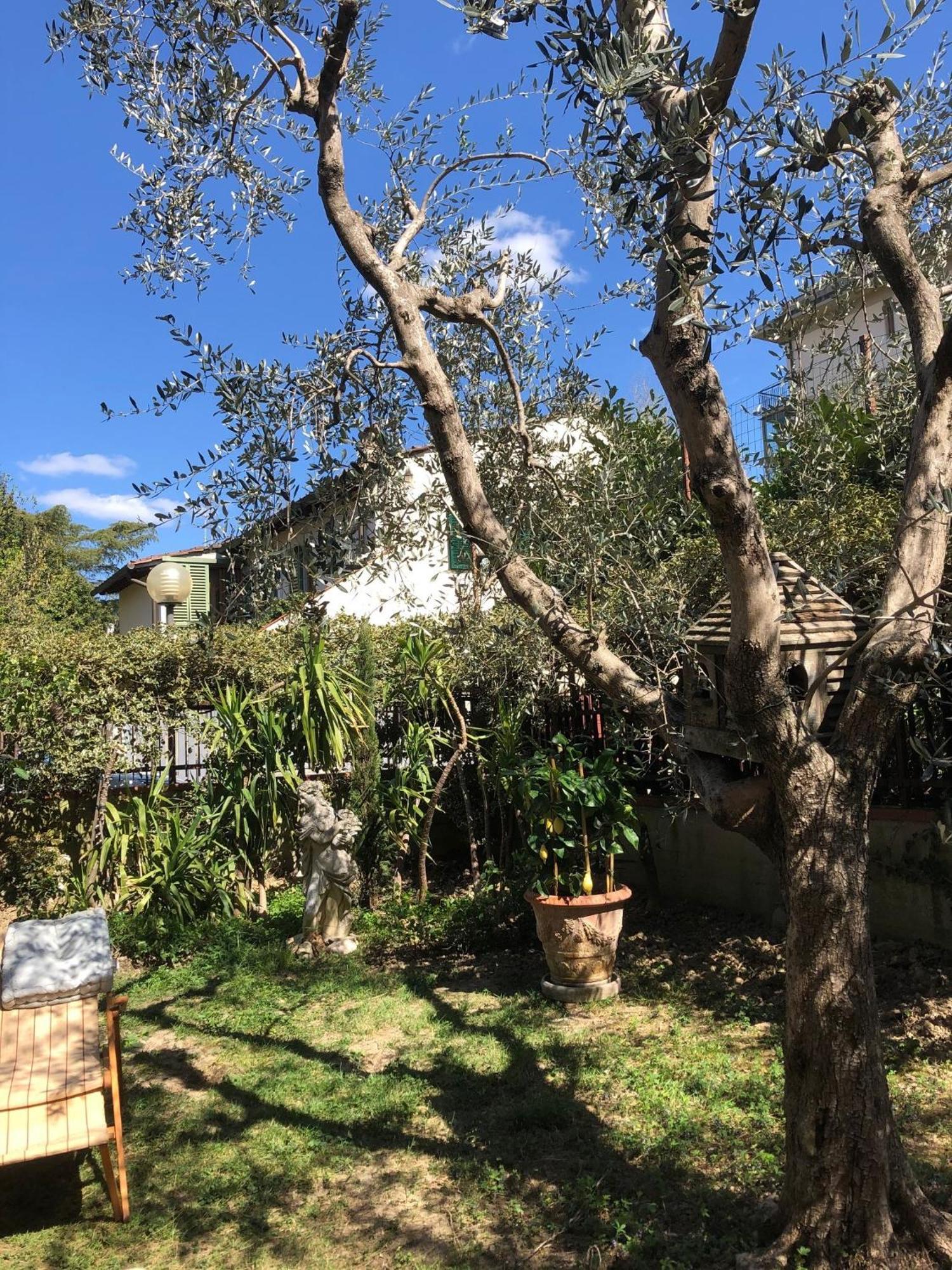 La Villa Bianca - Appartamento In Villa セスト・フィオレンティーノ エクステリア 写真